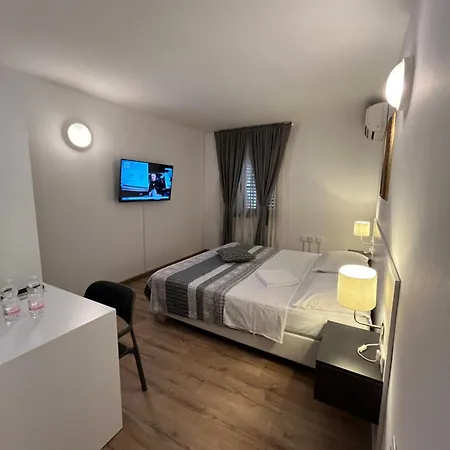 Paquito 2* נובה גוריקה