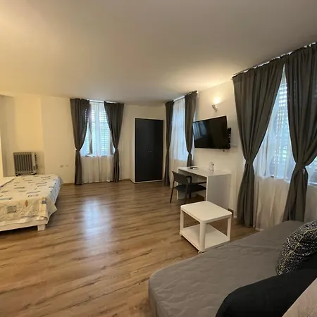Otel Paquito